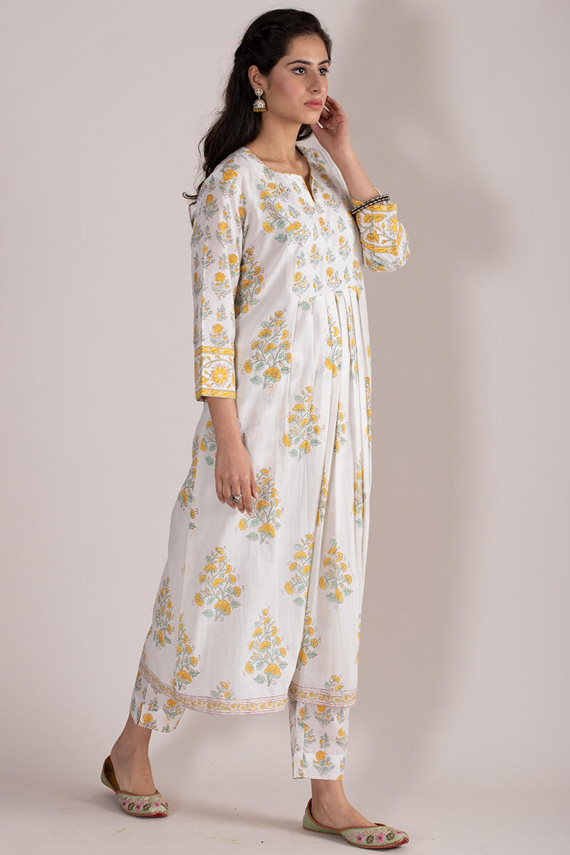 Roz Meher Zahabiya Kurta