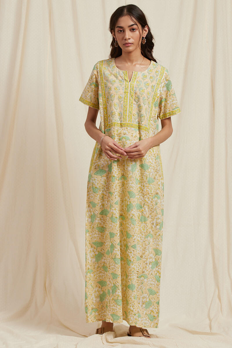 Roza Farhat Kaftan