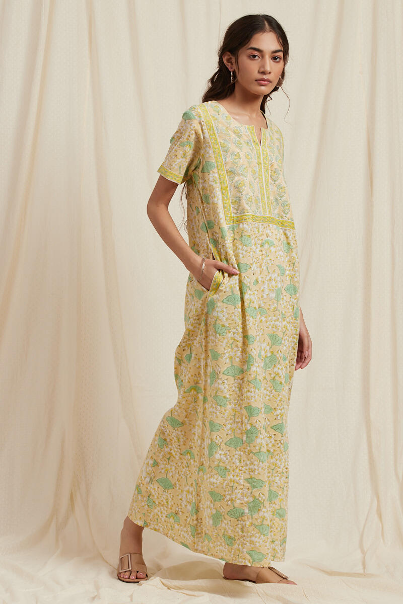 Roza Farhat Kaftan