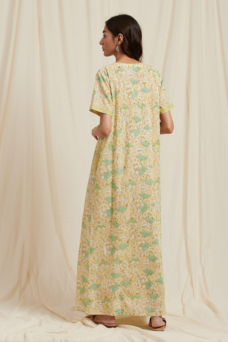Roza Farhat Kaftan