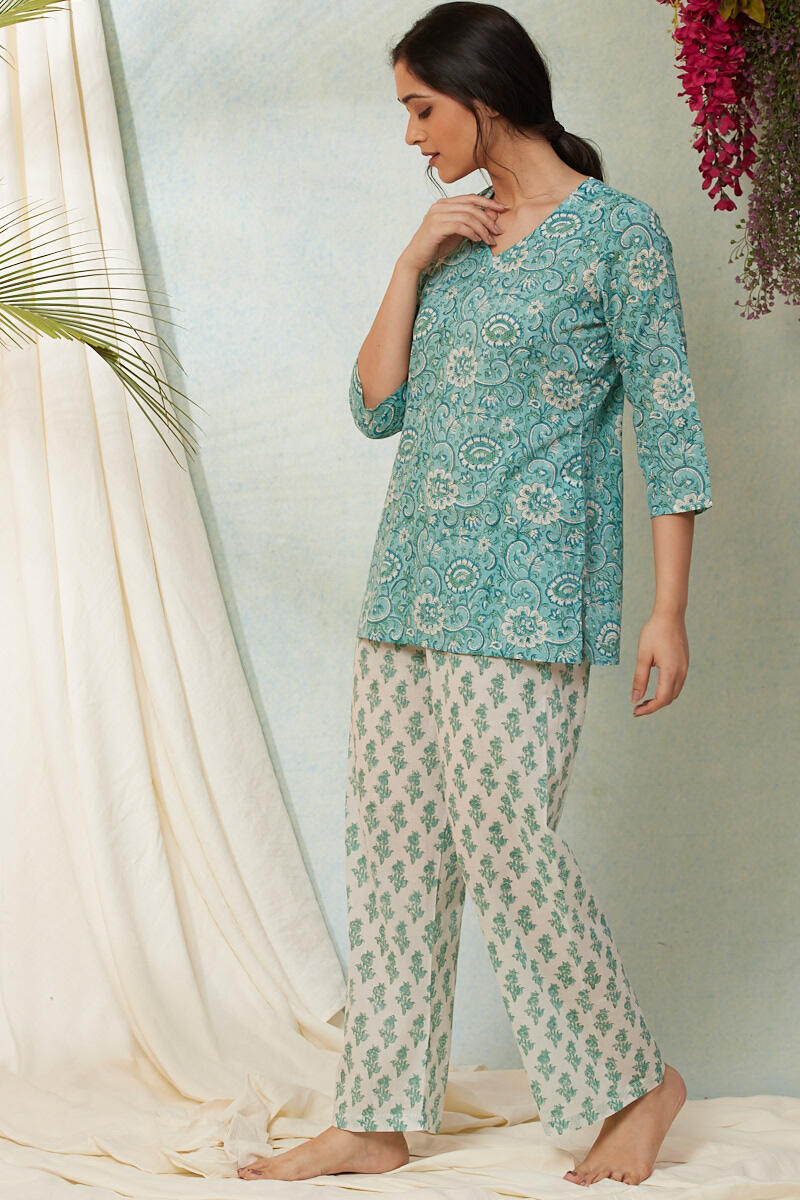Roza Mahi Nightsuit Set