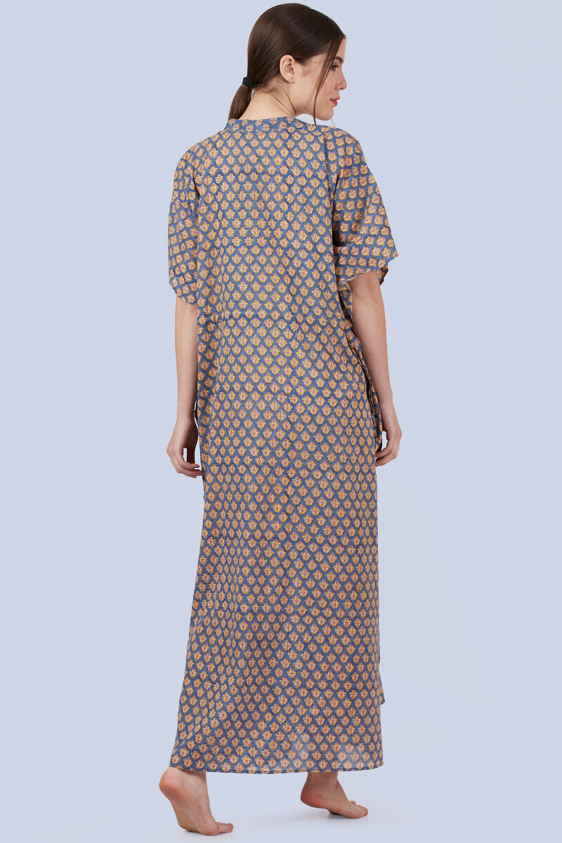 Roza Mehnaz Kaftan