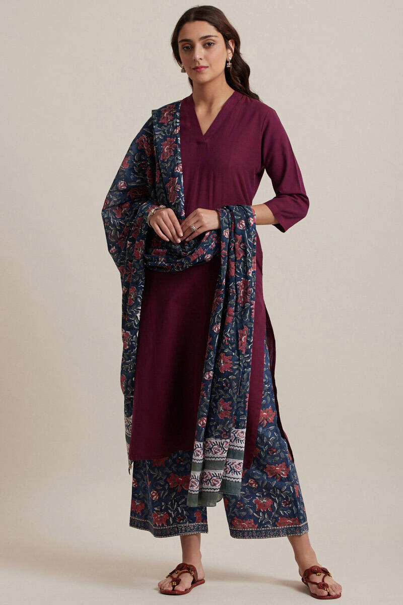 Roza Nazeeya Dupatta
