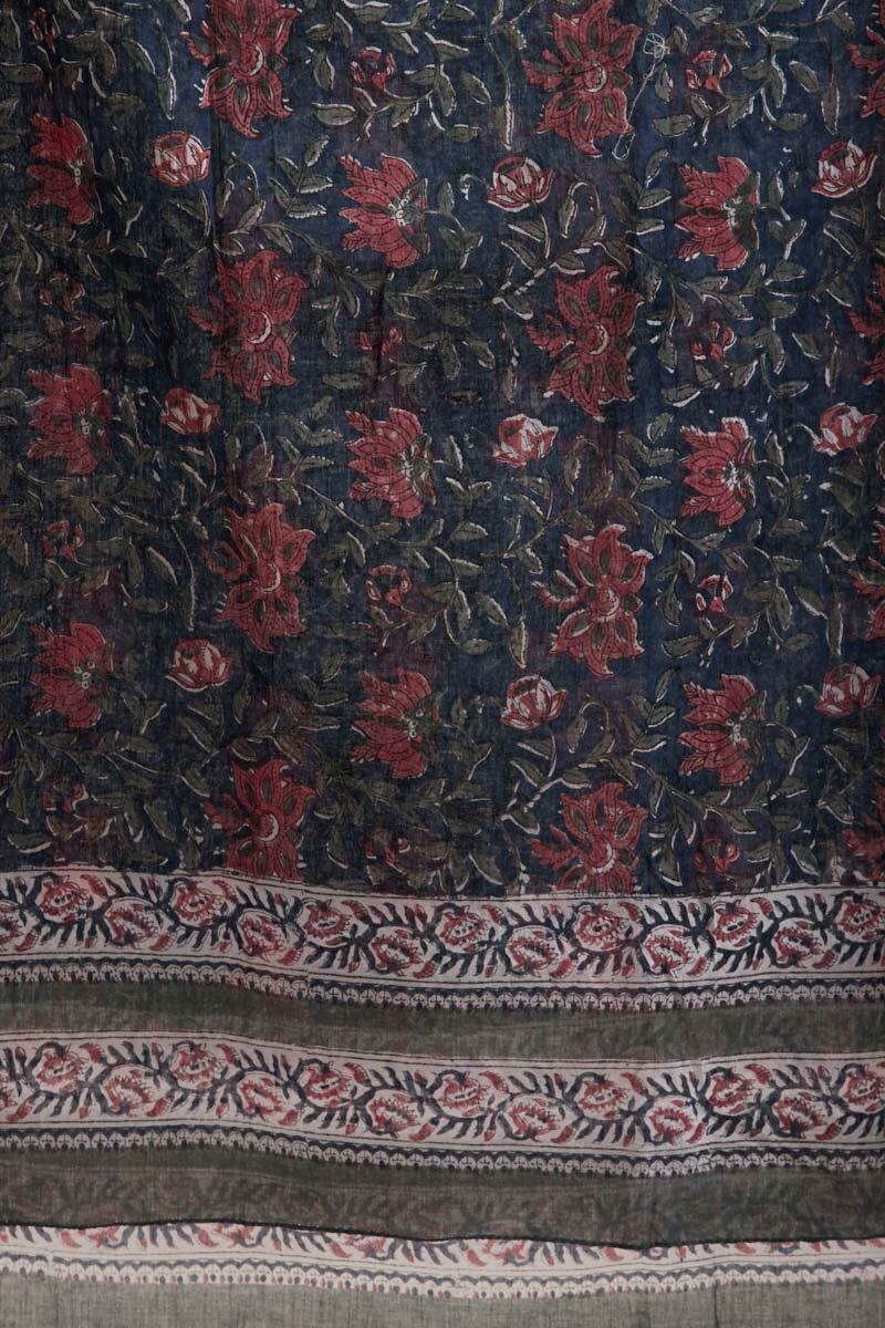 Roza Nazeeya Dupatta