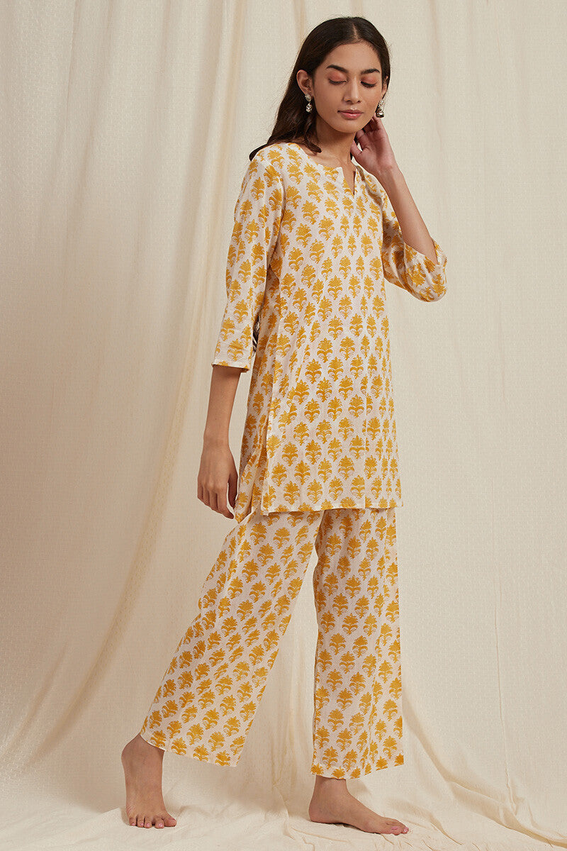 Roza Rehmat Pyjama Set