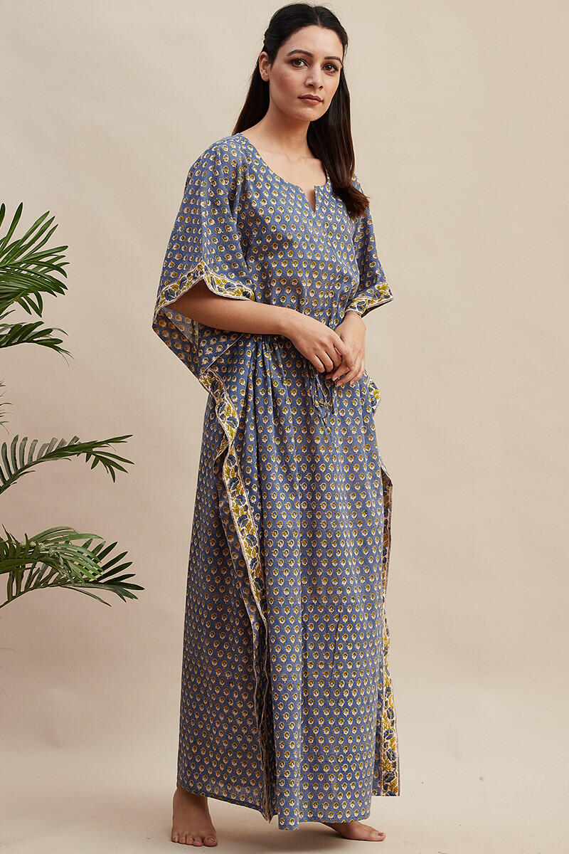 Roza Rumaisa Kaftan
