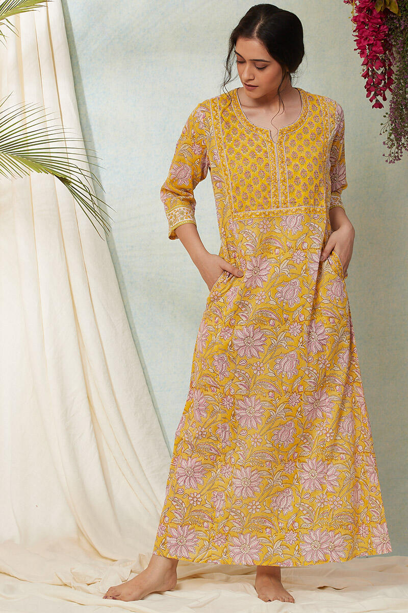 Roza Sadira Kaftan