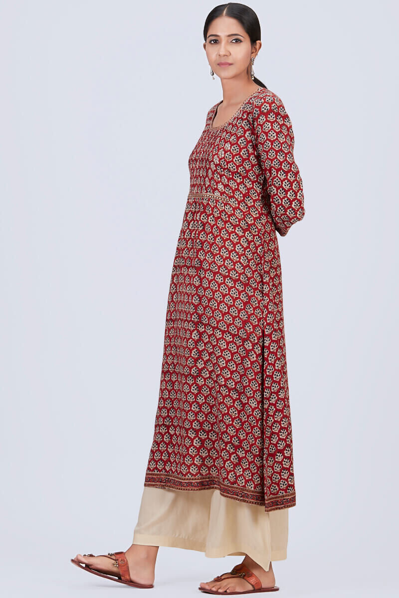 Modal red