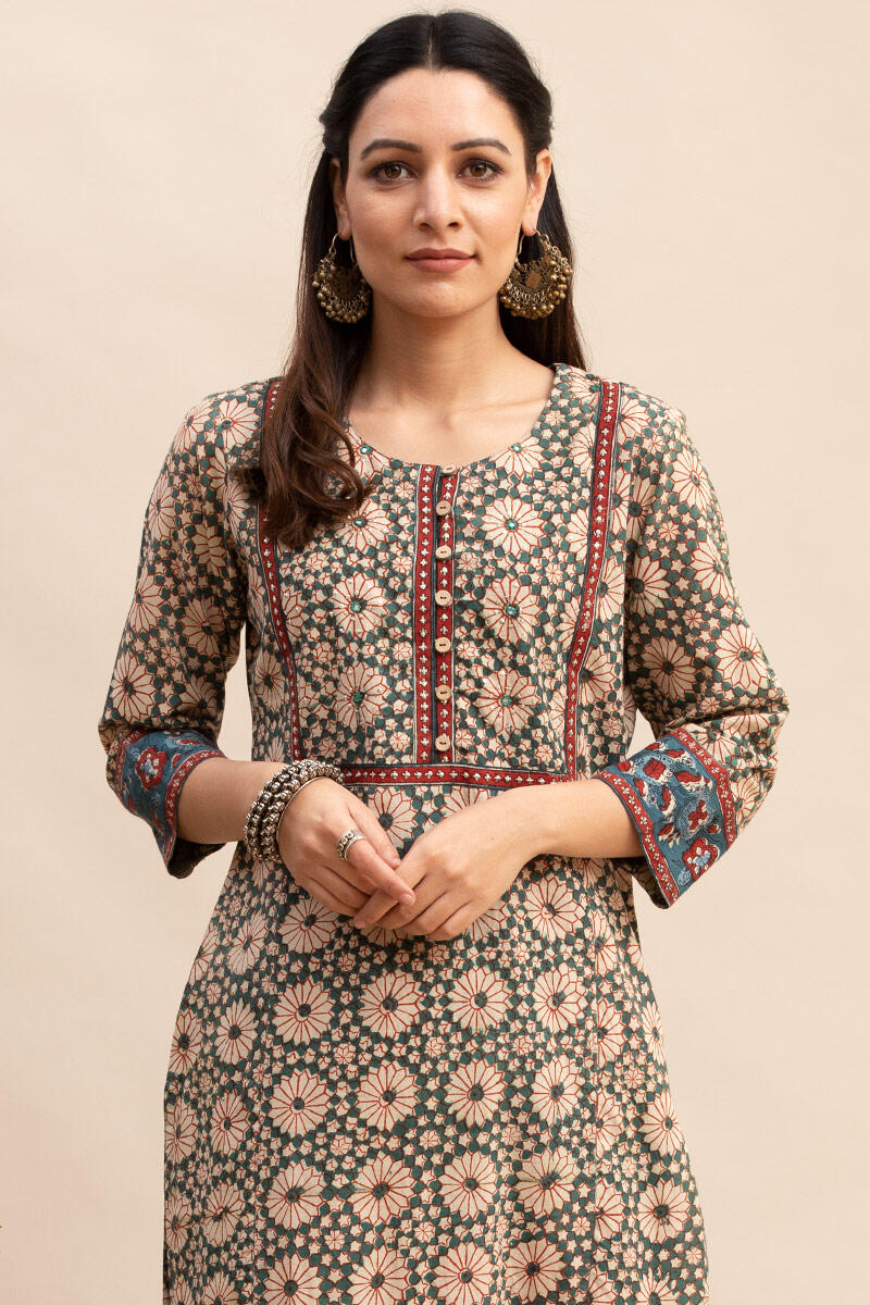 Sehra Tara Kurta