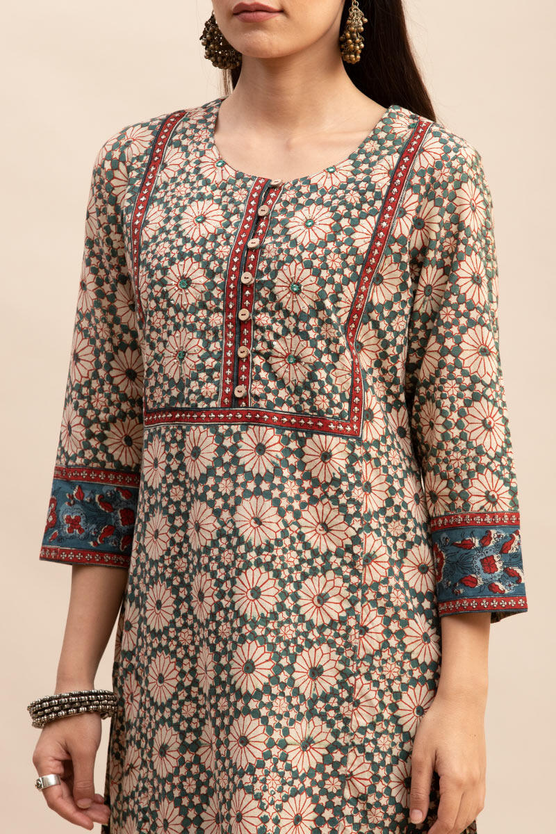 Sehra Tara Kurta