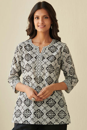 Mumtaz Jia Sanganeri Top