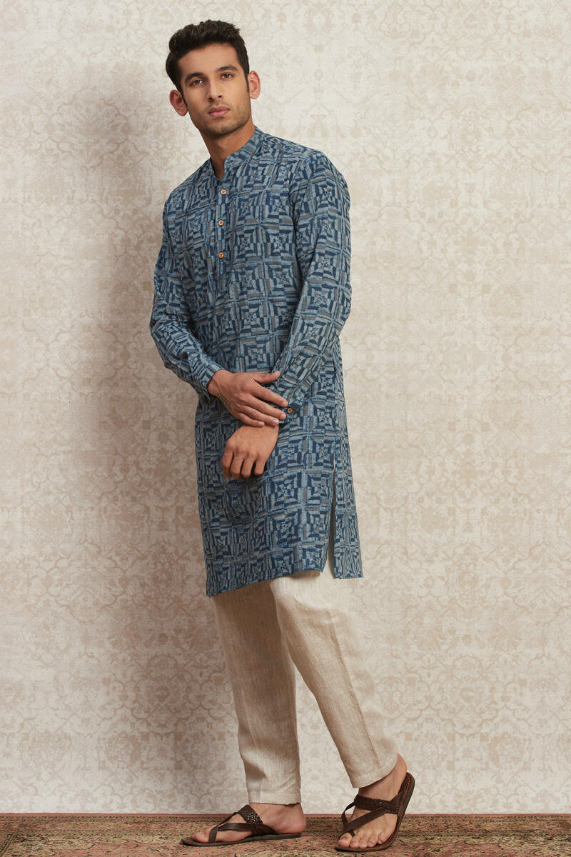 Zafar Nadir Kurta