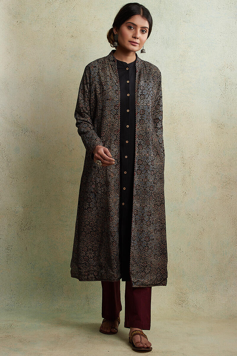 Zahabiya Heer Reversible Handloom Jacket
