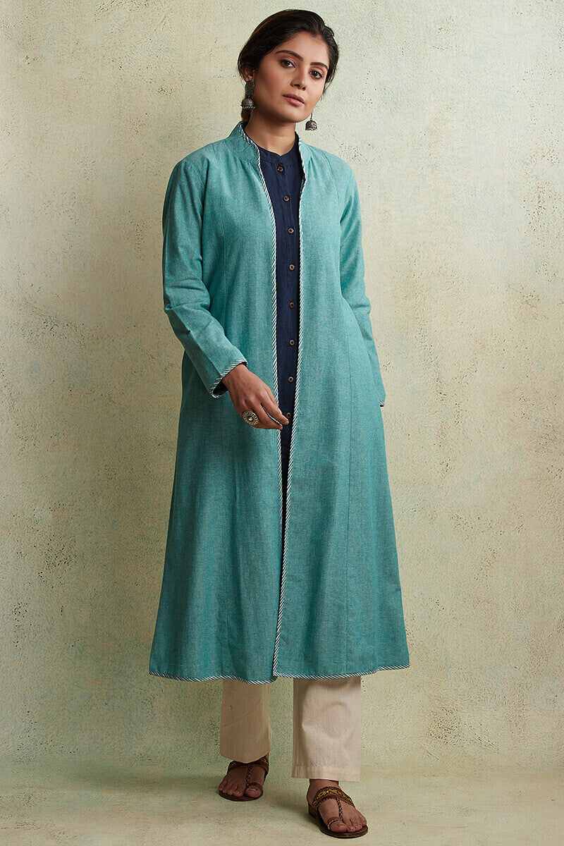 Zahabiya Zinat Reversible Handloom Jacket