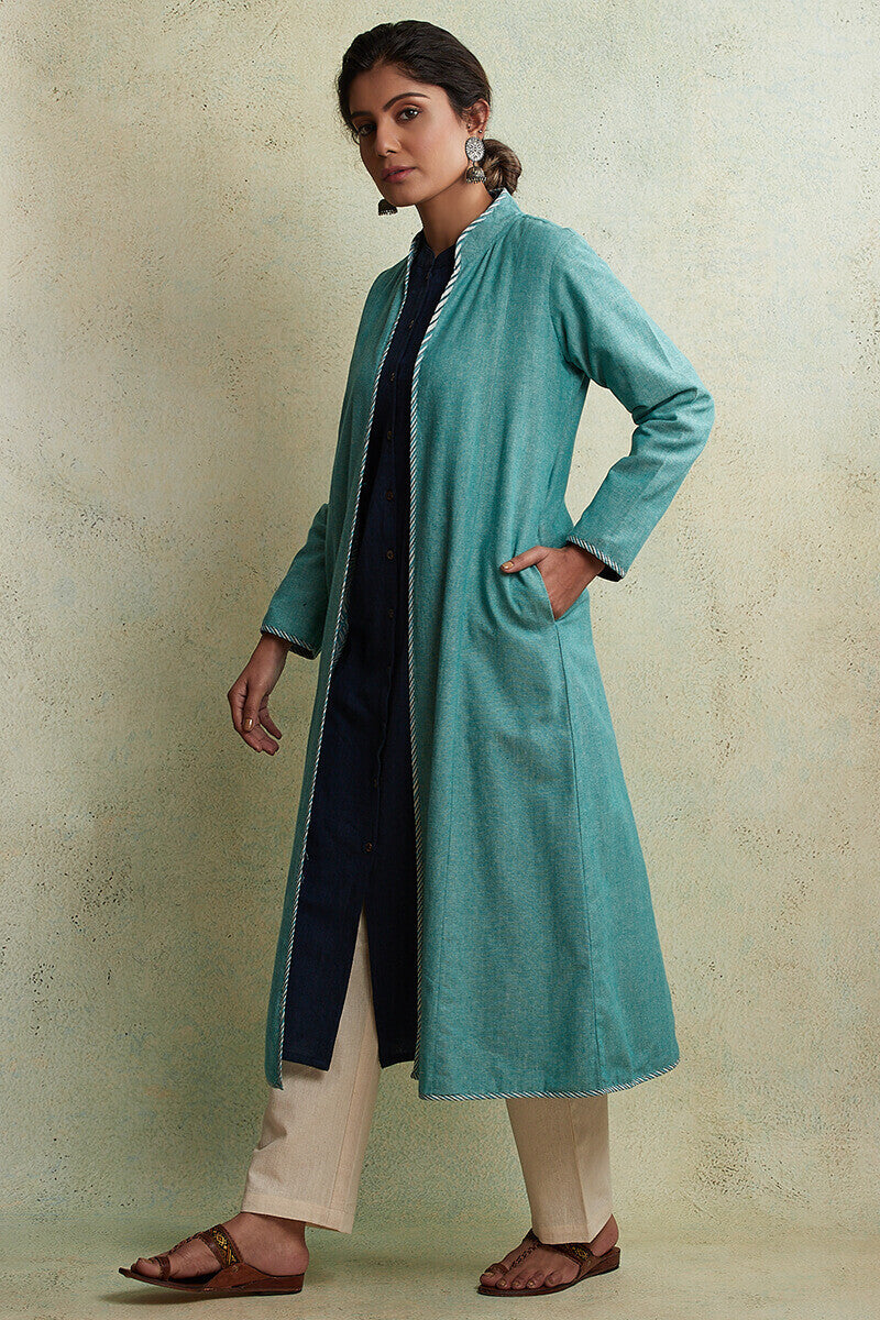 Zahabiya Zinat Reversible Handloom Jacket